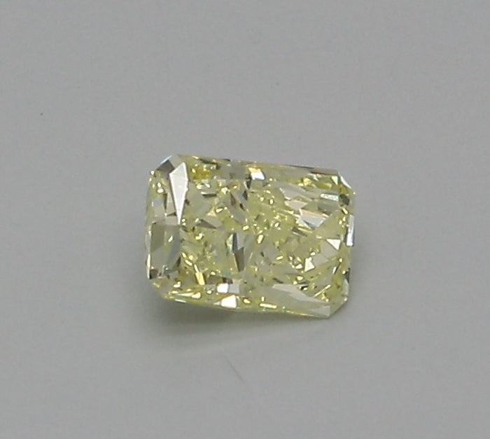 0.30 Carat Radiant Cut Loose Natural Diamond
