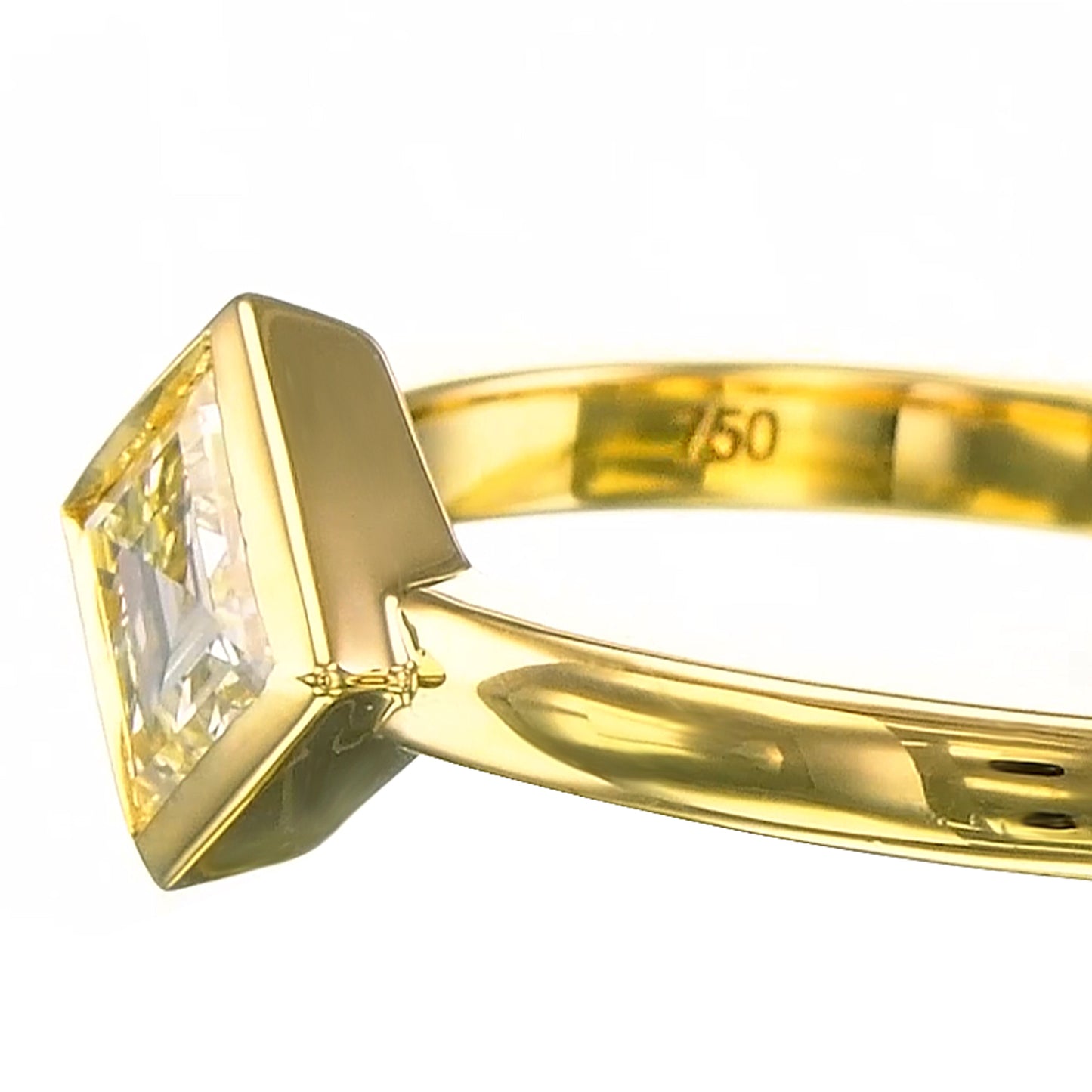 18K Yellow Gold Statement Ring With 0.51 TCW - Natural Fancy Colored Diamond Main Stone