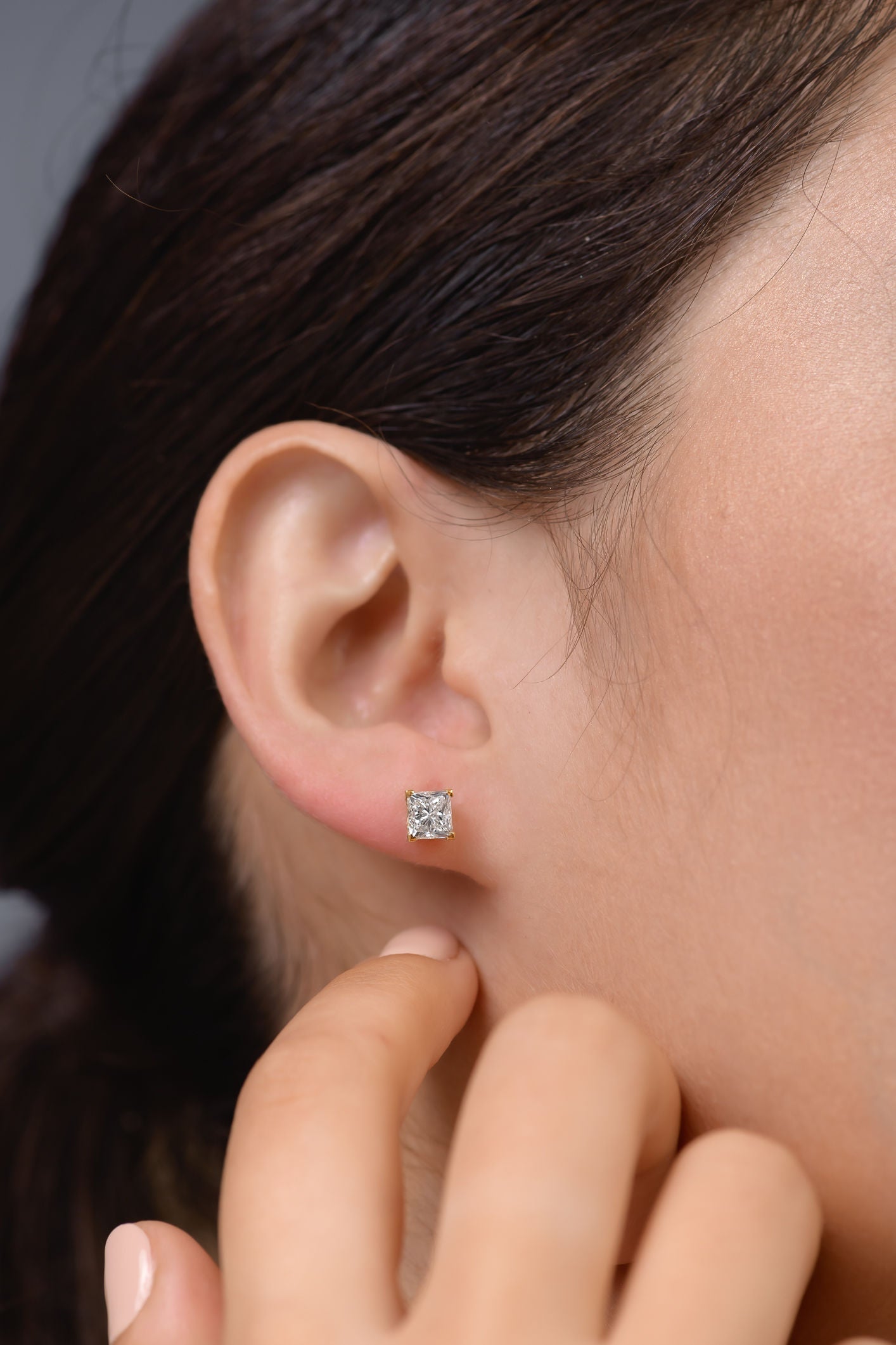 18K Yellow Gold Stud Earrings With 1.80 TCW Natural Diamond