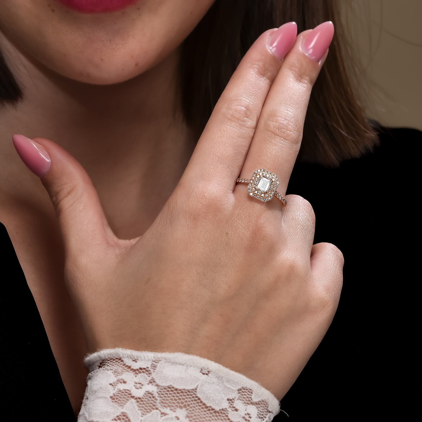 18k Yellow Gold Engagement Ring With 0.86 tcw Emerald Cut Natural Diamond