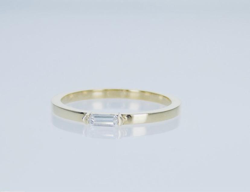 18k Yellow Gold Ring With 0.07 Carat Elongated Hexagon Shape Natural Diamond