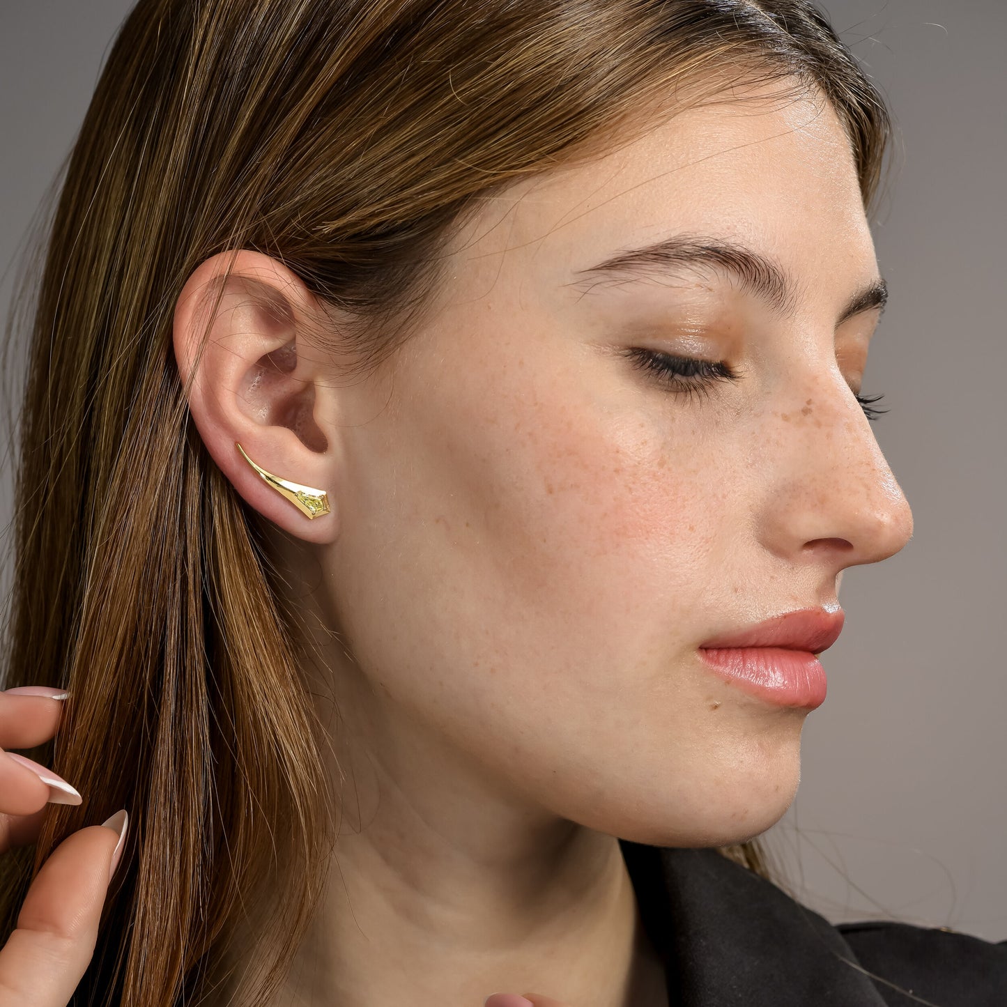 18K Yellow Gold Stud Earrings With 0.54 Total Carat Weight Natural Diamond