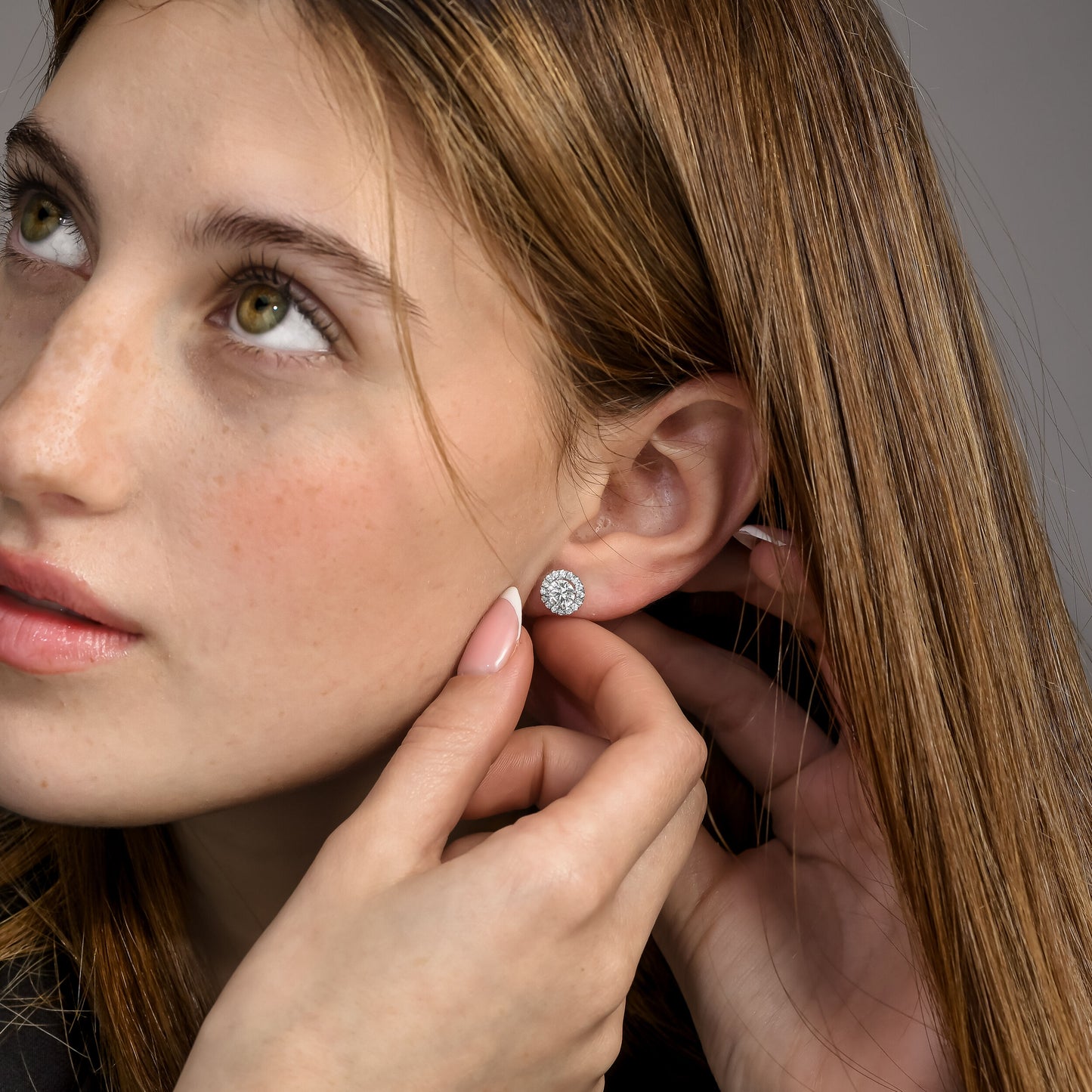 18k White Gold Stud Halo Earrings With Natural Round Diamonds 1.52tcw