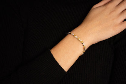 18K White Gold Tennis Bracelet With 8.71 TCW - Natural Fancy Colored Diamond Main Stone