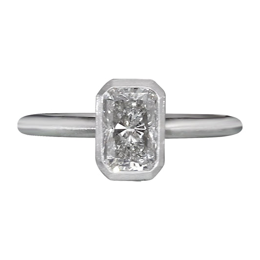 18K White Gold Solitaire Ring With 1.02 Carat Natural Diamond