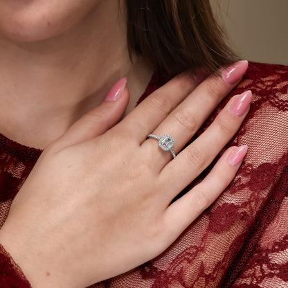 18K White Gold Engagement Ring With 0.92 TCW Natural Diamond