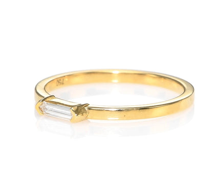 18k Yellow Gold Ring With 0.09 Carat Elongated Hexagon Shape Natural Diamond