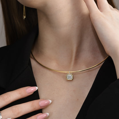 18k Yellow Gold Pendant Choker Necklace With 1.09ct Radiant Cut Natural Diamond