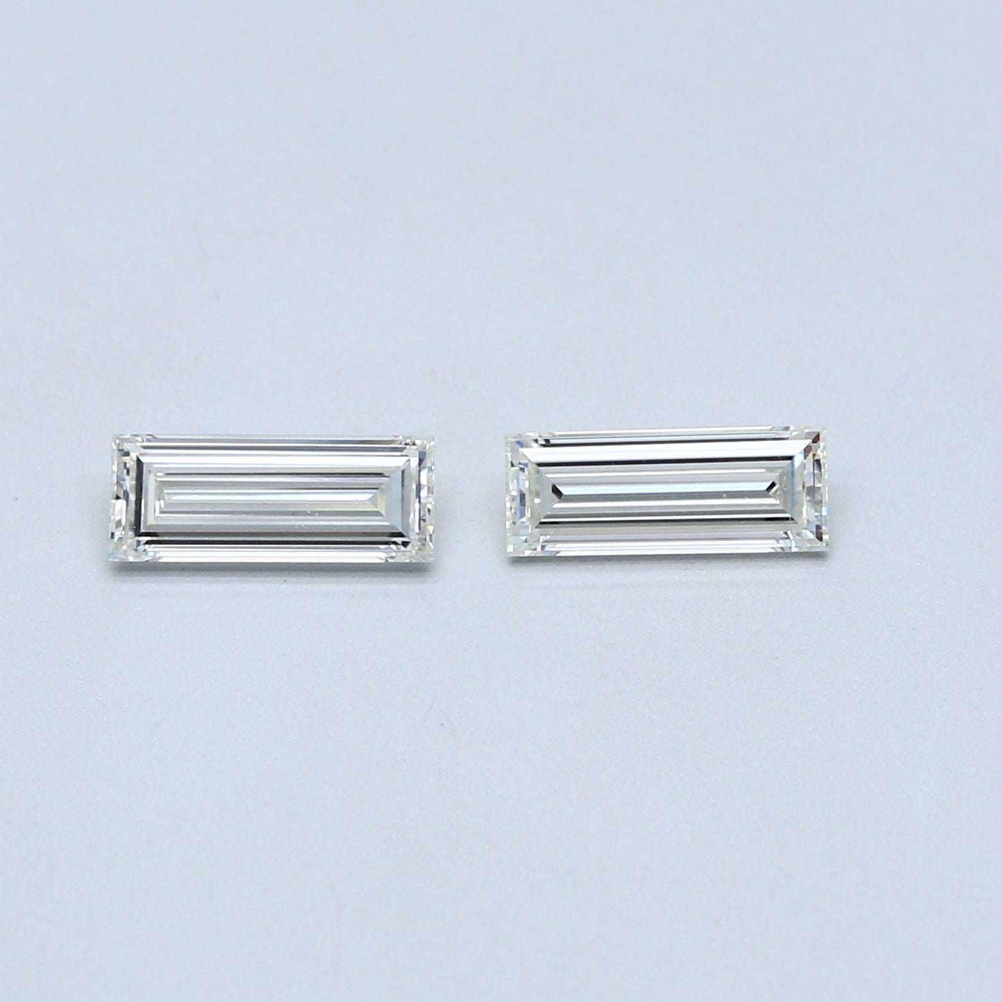 1.14 TCW Pair of Baguette Cut Natural Loose Diamond