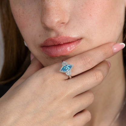 18K White Gold Statement Ring With 1.34 Carat Fancy Coloured Diamond